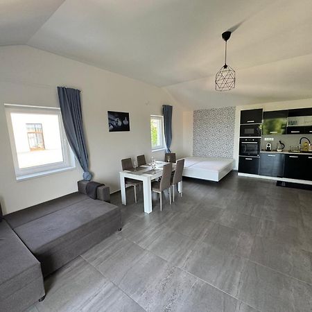 Apartman Byt 75M2 Klid Priroda Pro Rodinu Praha Exteriér fotografie
